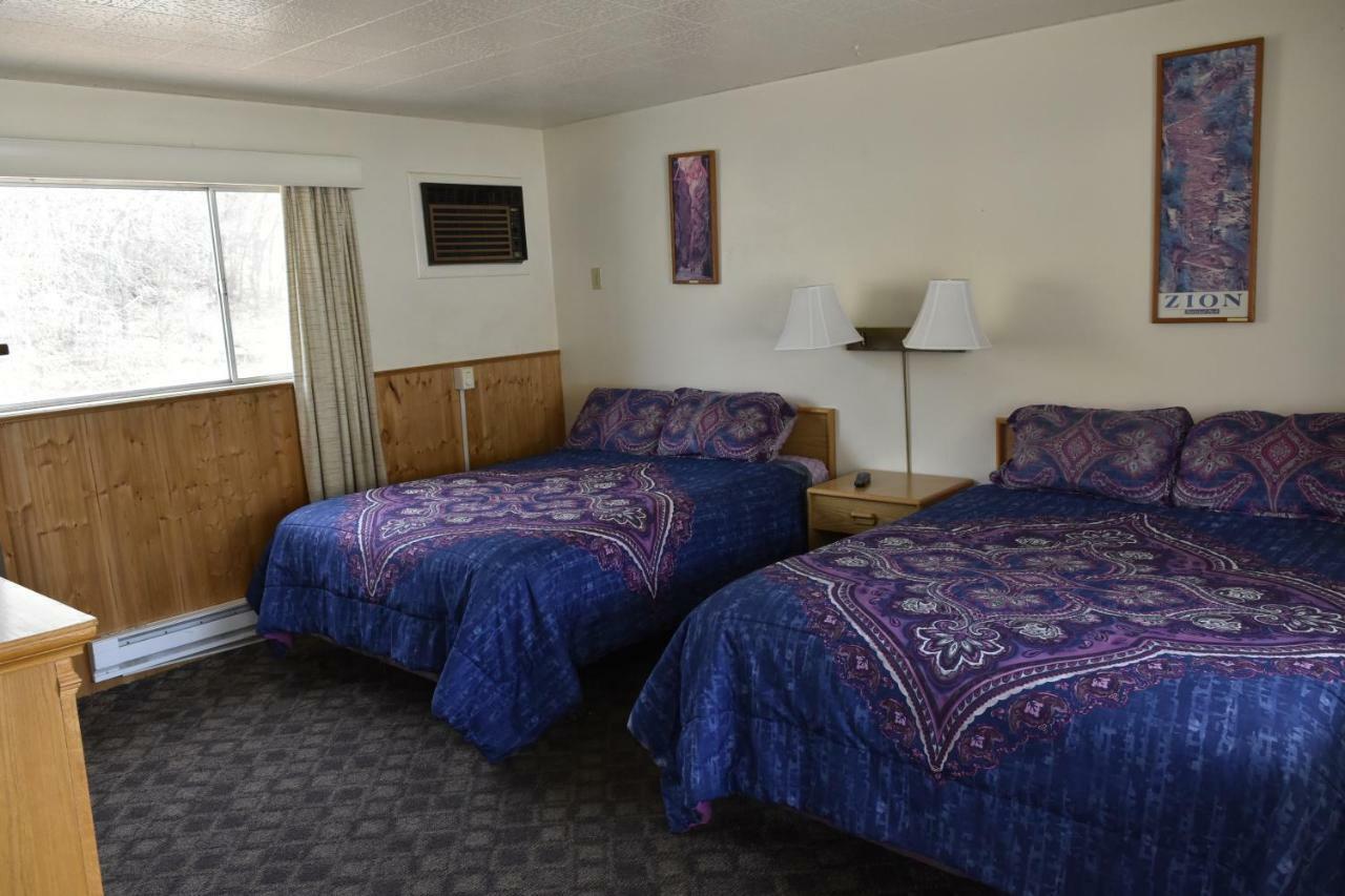 Golden Hills Motel Mount Carmel Junction Bagian luar foto
